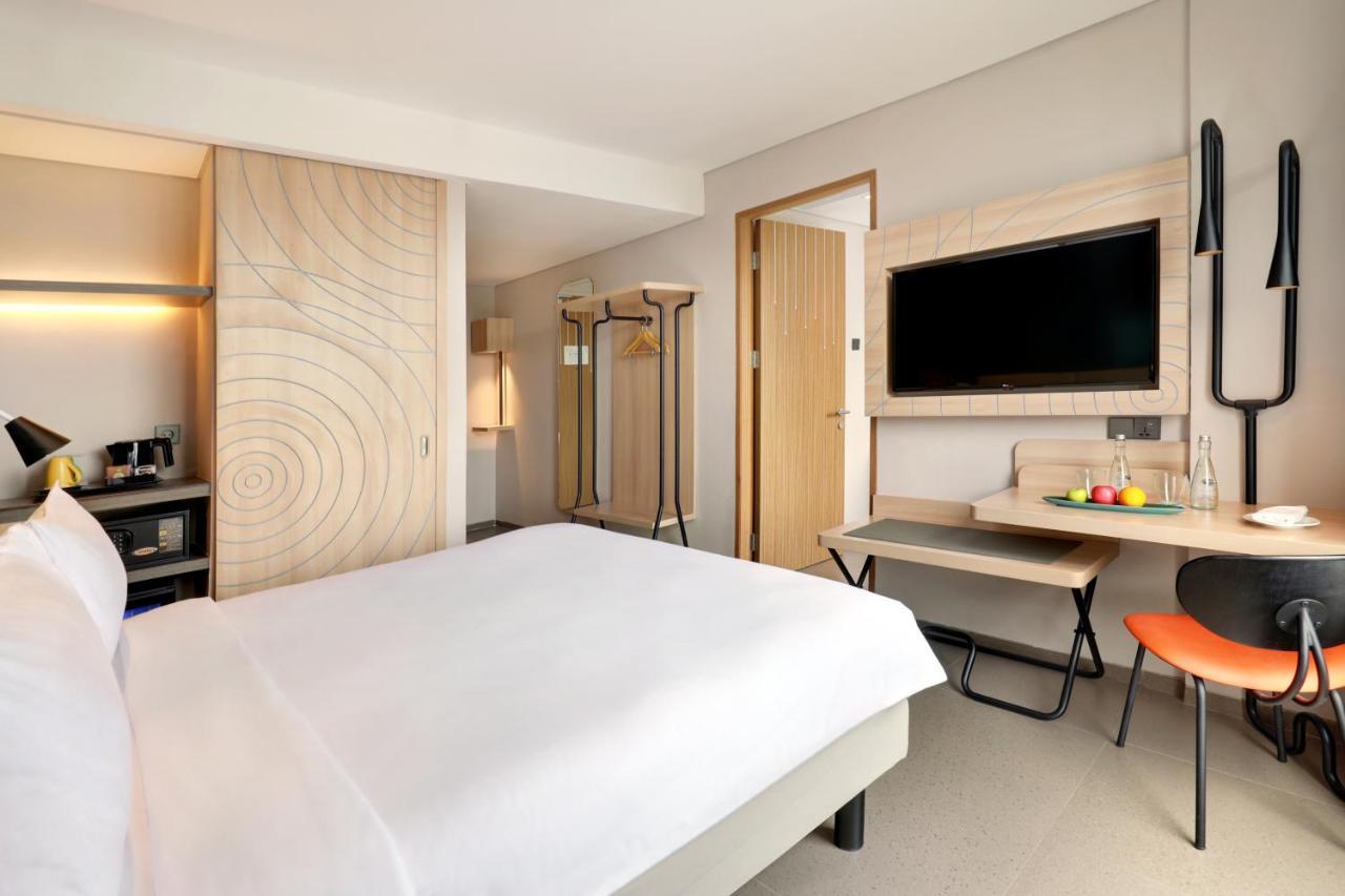 Ibis Styles Bogor Pajajaran Hotel ภายนอก รูปภาพ