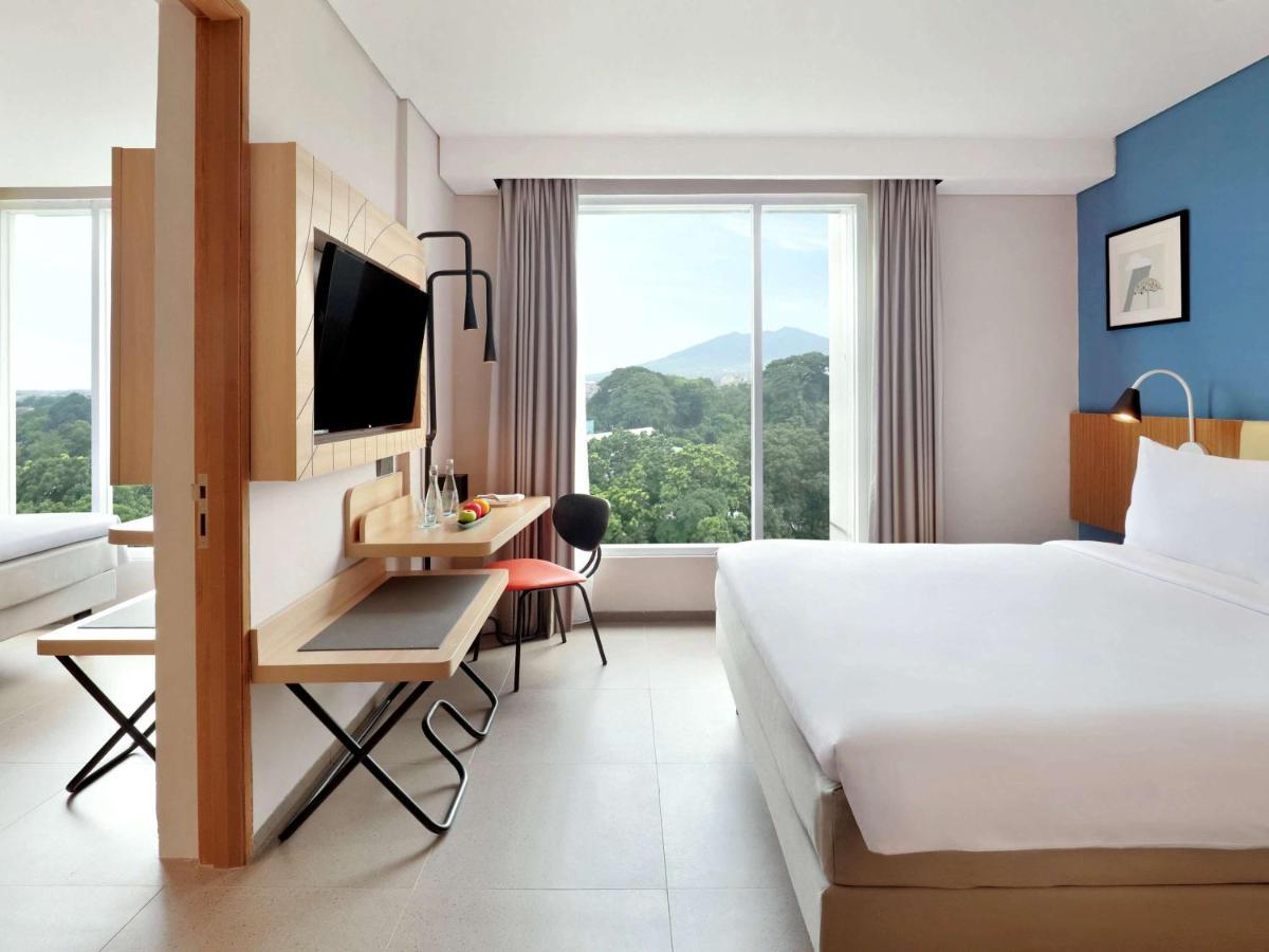 Ibis Styles Bogor Pajajaran Hotel ภายนอก รูปภาพ