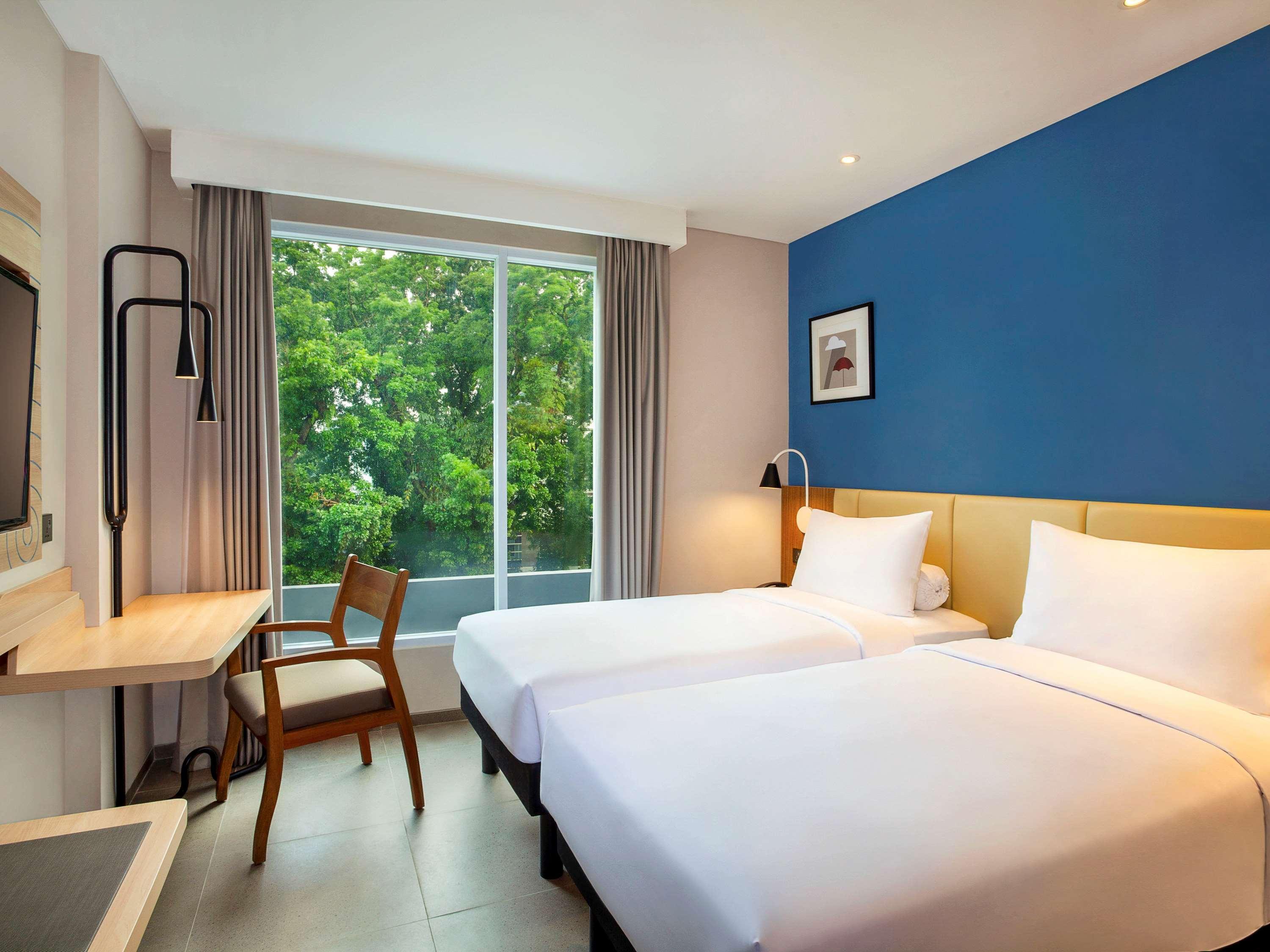 Ibis Styles Bogor Pajajaran Hotel ภายนอก รูปภาพ
