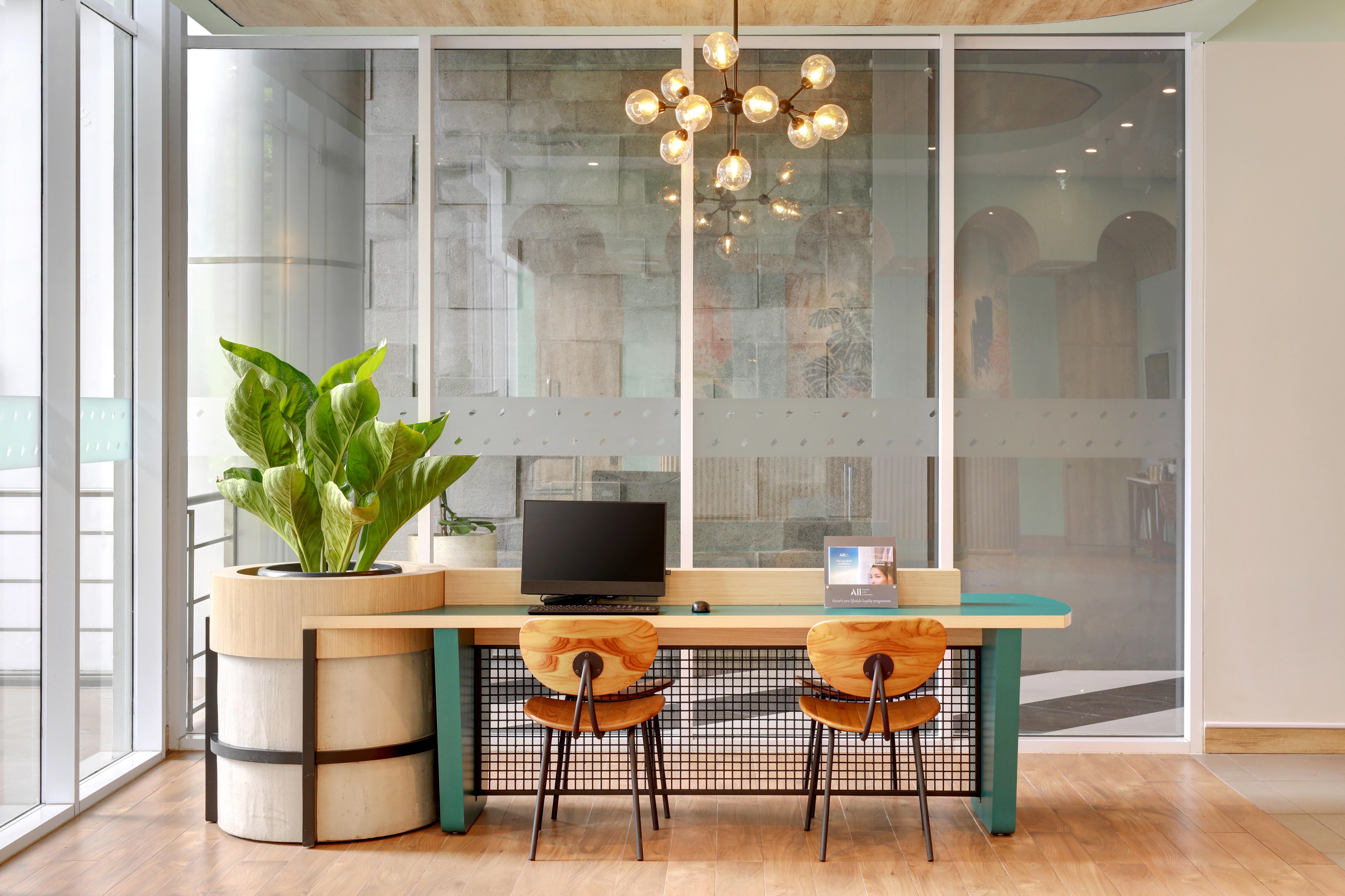 Ibis Styles Bogor Pajajaran Hotel ภายนอก รูปภาพ