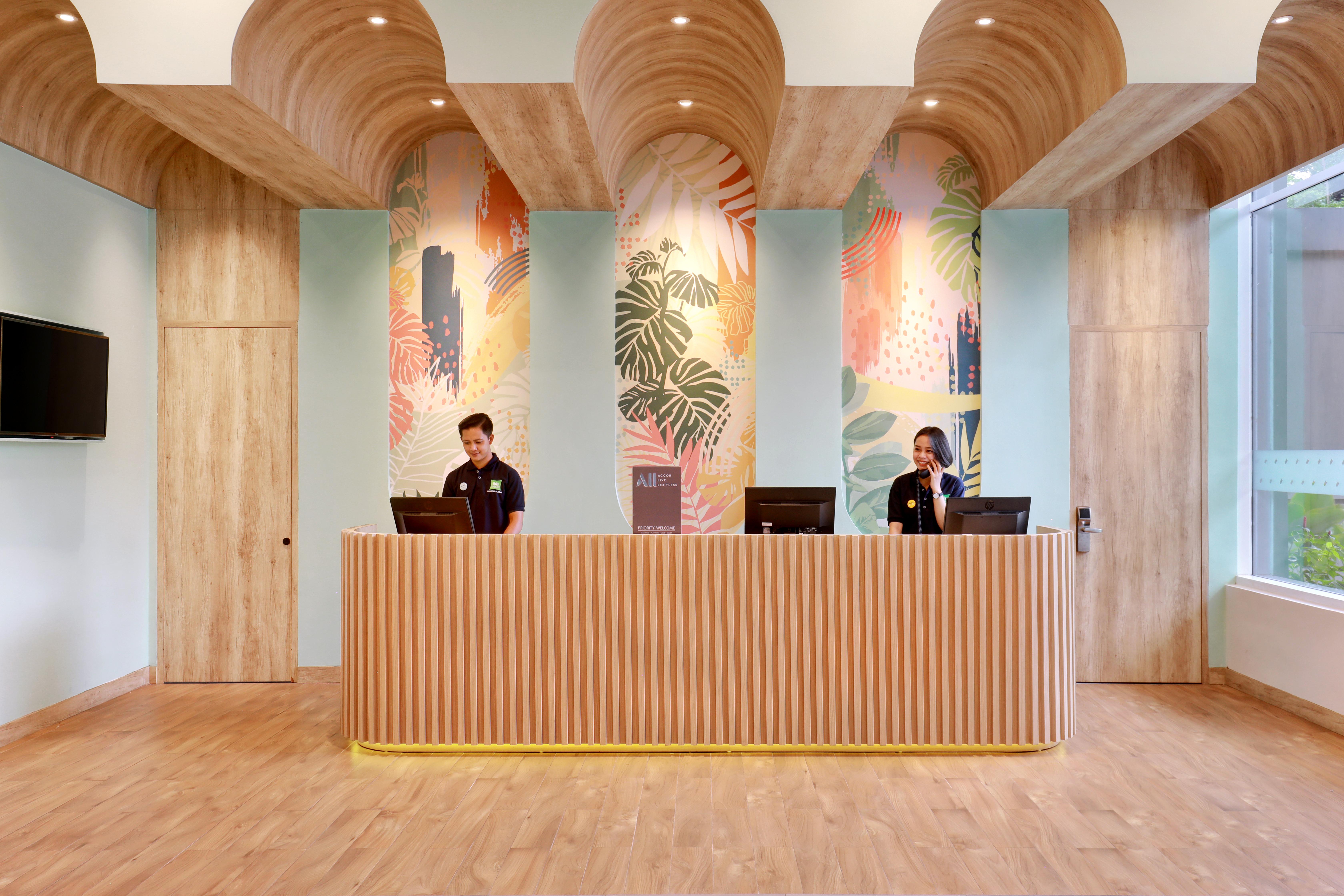 Ibis Styles Bogor Pajajaran Hotel ภายนอก รูปภาพ